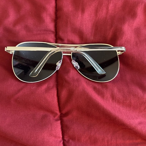 Quay “Vivenne” sunglasses - Picture 2 of 3